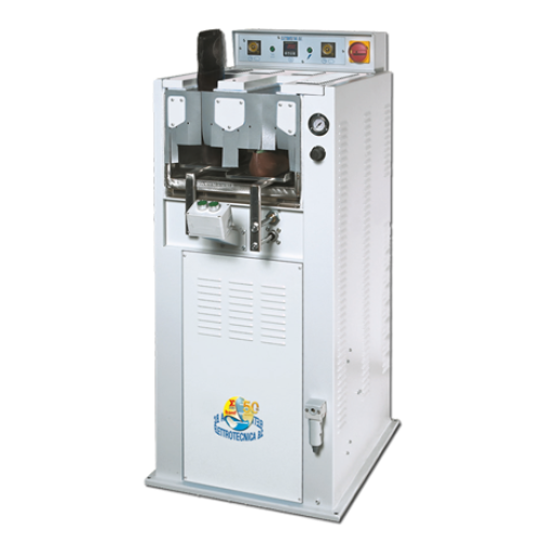 Two Station Toe Humidifying